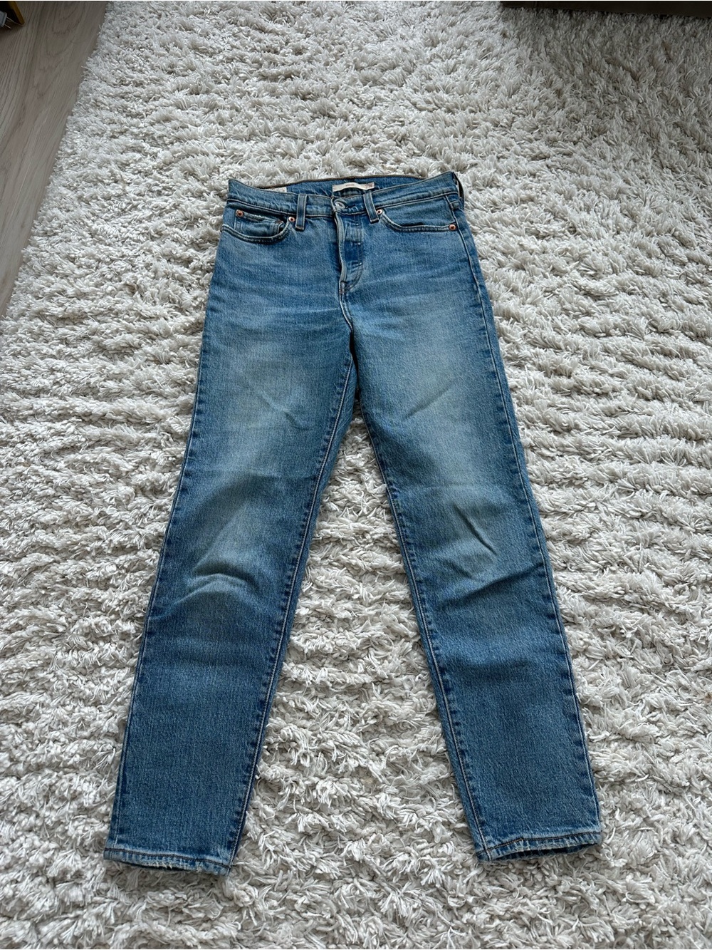 Levi's Women's Straight-Leg Medium Blue Jeans